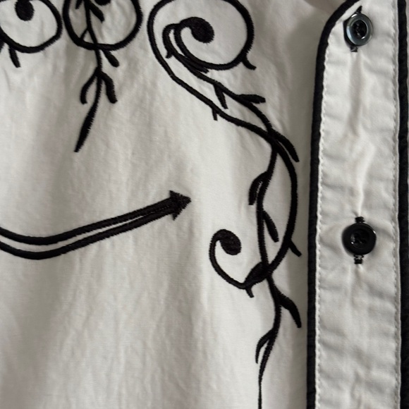 Men's Western style white shirt. Rodeo. Cowboy. Size Medium.  SKU 5 - Picture 2 of 8